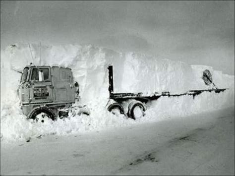 At columbus police headquarters, without power, rescue strategies took place by candlelight and flashlights. The Nest at Finch Rest: The Blizzard of '78
