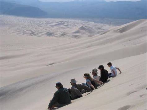 Physics Of Booming And Burping Sand Dunes Revealed Science Codex