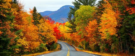 16 Places With Beautiful Fall Scenery