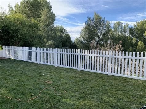 Open Top Picket Vinyl Fence - Vinyl Fence 4 Less