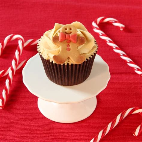 The cake we enjoy today, with red food coloring, probably. Gingerbread men cupcakes | Recipe | Cupcake recipes, Mary ...