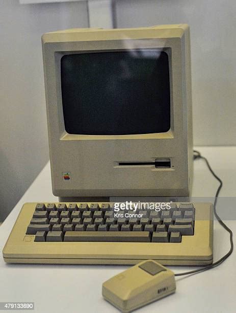 Apple Macintosh 1984 Photos And Premium High Res Pictures Getty Images