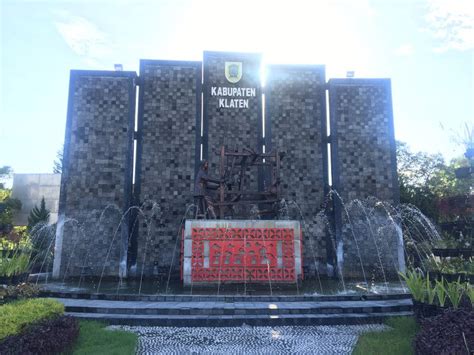 Rute lokasi, harga tiket, dan. Tiket Masuk Rowo Jombor - Luar Biasa Wisata Air Di Klaten Rawa Jombor Dan Omac Jadi Primadona ...