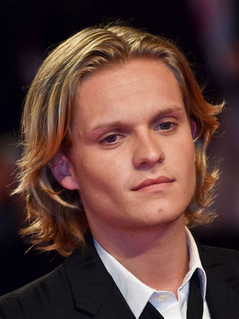 More at imdbpro » contact info: Tom Glynn-Carney - AlloCiné