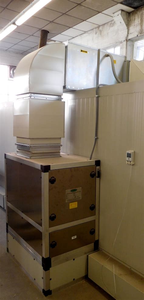 Temperatura della materia, essa non ha modo di influire sulla radiazione che pervade lo spazio. Forno a Temperatura Modulabile per Essicazione e ...