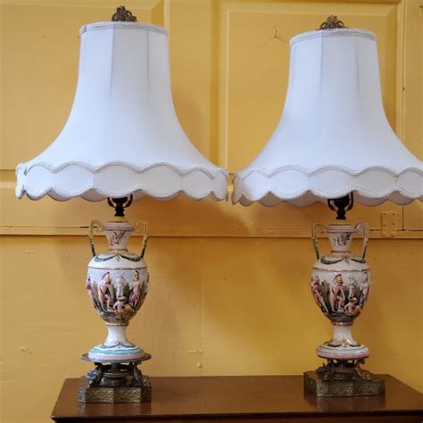 Scegli la consegna gratis per riparmiare di più. Antique Italian Capodimonte Lamps - Princessantiques.net