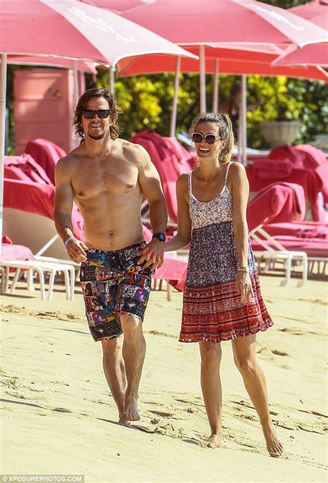 Mark Wahlberg And Wife Rhea Durham Enjoy A Romantic Stroll At The Beach Daily Mail Celebrity