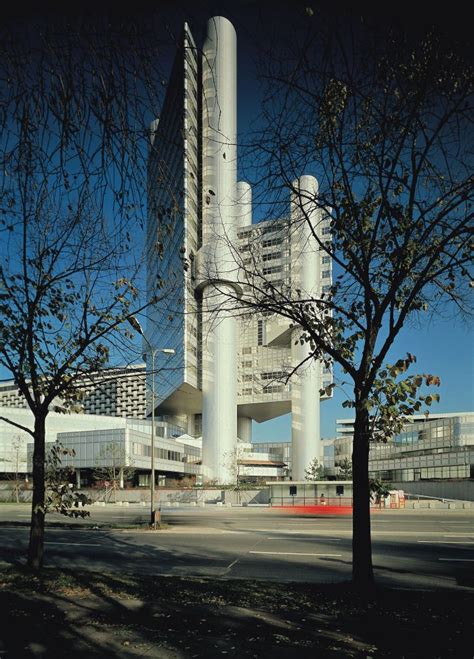 Bei der hvb spricht man auch nicht von schließungen. HVB Tower, München : Betz Architekten