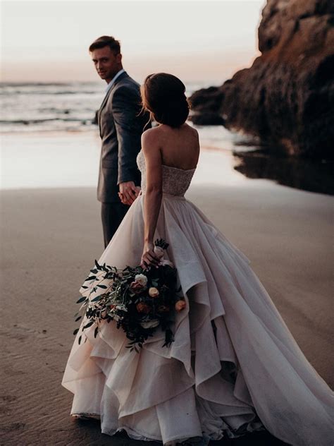 20 Of The Prettiest Beach Wedding Photo Ideas 2023 Dpf