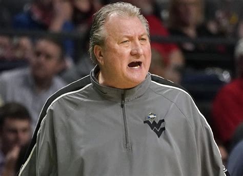 Bob Huggins resigns as West Virginia coach after DUI arrest