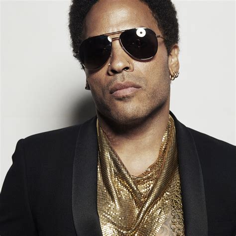 On 4chan, it has also come to be known as le lenny face or le face face. Lenny Kravitz, Strut: nuovo album tra funk e pop