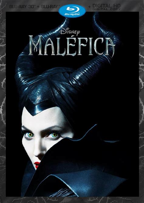 Când îl cunoaște pe stefan, un tânăr, ea se împrietenește cu el. Mi portada para "Maléfica".