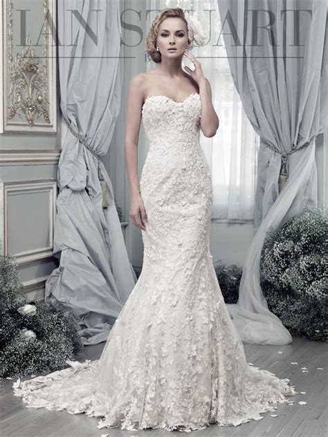 Please call for specific wedding dress styles. Ian Stuart Papillon Preowned Wedding Dress on Sale 57% Off ...