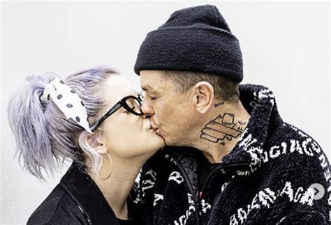 Kelly Osbourne Reveals First Photo Of Her Son With Slipknots Sid Wilson