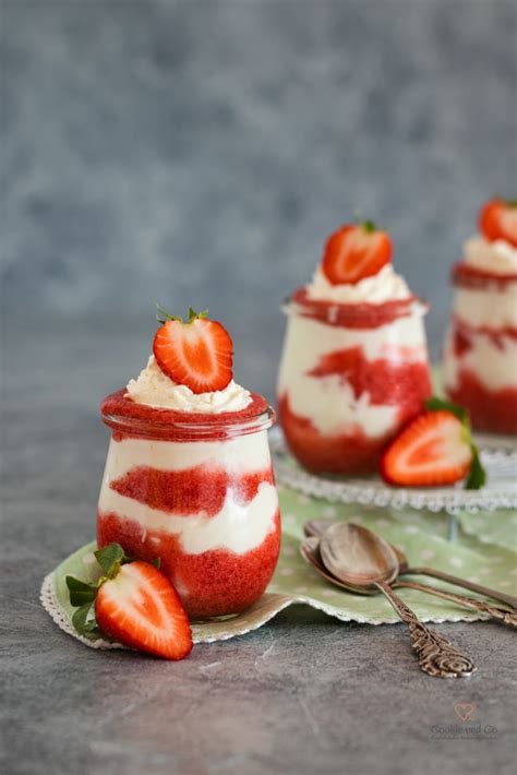 Erdbeer -Traum Dessert im Glas