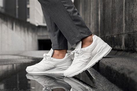 19 Best White Sneakers For Men Best White Sneakers White Sneakers