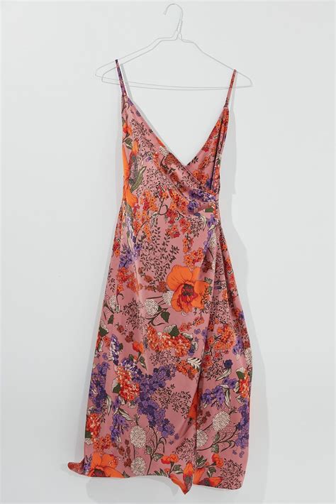 UO Lily Satin Wrap Midi Dress Fashion Inspo Outfits Clothes Outfits