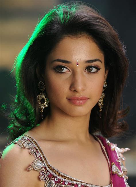 hollywood bollywood hot masala photo gallery sexy and beautiful actress tamanna bhatia