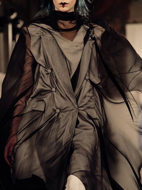 Tune in on 16 july 2020 at 6:00 p.m. Maison Margiela Artisanal SS16, 2020