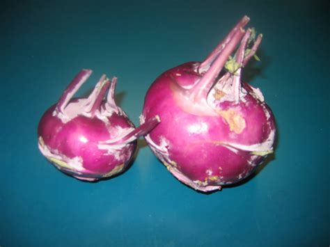 Should you eat more purple vegetables? CSA girl: Purple Kohlrabi Chips