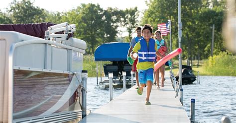 5 Memorial Day Boating Tips Discover Boating