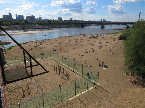 Vistula River Beach In Warsaw Centrum Warsaw During The Summer The Locals Poland Swimming
