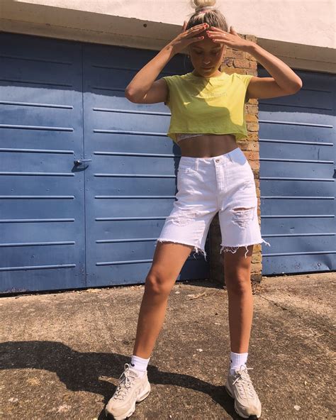 Olivia Grace Sur Instagram Hmmmmm Im Kinda Of Obsessed With These Shorts I Was A Hater But