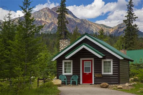 Where To Stay A Guide To Accommodations In Jasper Updated 2021