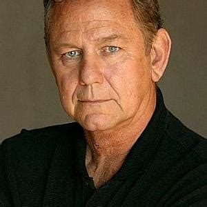Ernie lively is an american actor who has appeared in such films as passenger 57 and wisdom. Ernie Lively Net Worth & Bio/Wiki 2018: Facts Which You ...