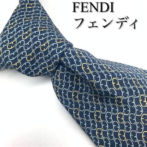 カテゴリ Fendi フェンディの通販 By たつけんs Shop｜フェンディならラクマ Fendi ネクタイ てきました