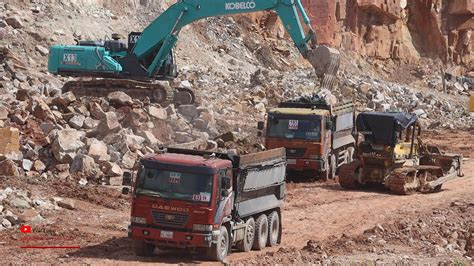 Incredible Quality Heavy Equipment Working Mountain In Action Excavator