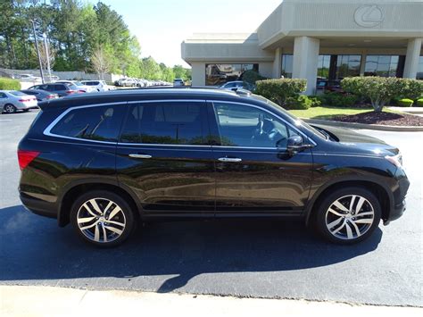 Pre Owned 2017 Honda Pilot Touring Sport Utility In Union City