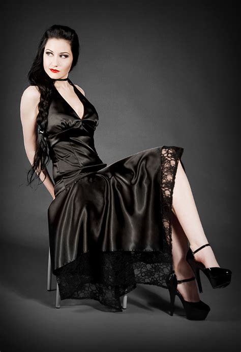Pin By Bjarne On Satin Party Dress 2 Fashion Gothic Fashion Gothic