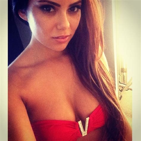 15 Hottest Selfies Of The Week Collegepill