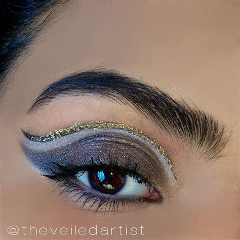 Majestic 👸 💕 Double Glitter Cut Crease Makeup Look The Veiled Artist