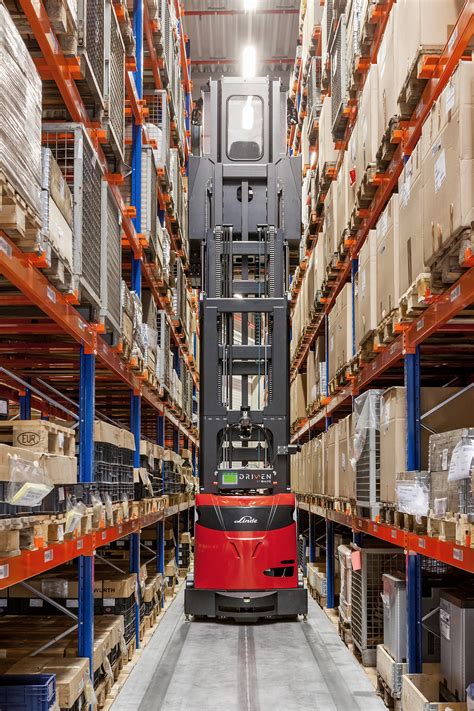 Autonomous Lifting Up To 12m With New Picker Logistics Business Magazine