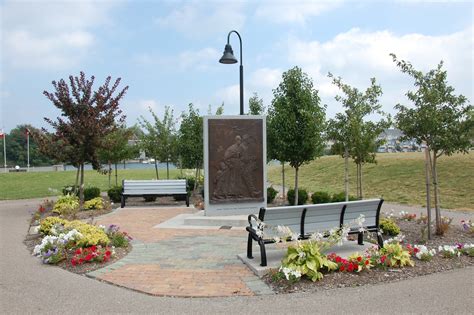Driving distance from lorain, oh to toledo, oh is 88 miles (142 km). Visit Lorain County, Ohio: Itinerary: Lorain County History