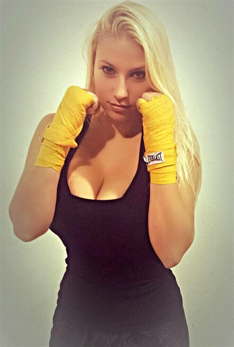 Mma Fighter Complains Breast Size Puts Her In Higher Weight Class 102