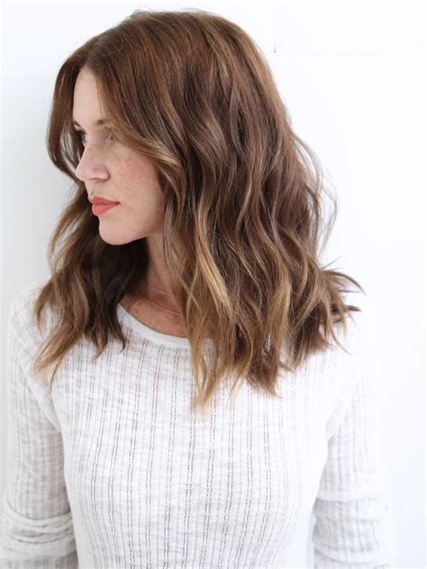 Blonde highlights looks great on brown base, no matter how long or short their hair is. Golden Brown Hair Color Ideas for Medium Length Hairstyles ...