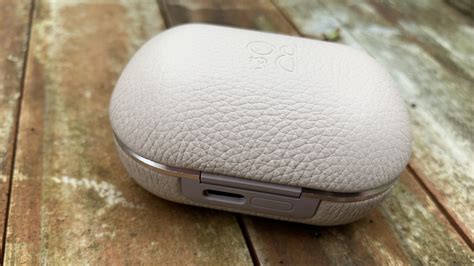 Bang And Olufsen Beoplay E8 20 Review Techradar