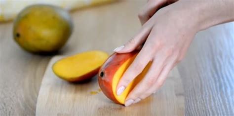 Comment Couper Une Mangue Smoothie Aux Mangues Et Ananas Recettes
