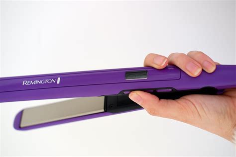 The 12 Best Flat Irons For Natural Hair In 2022 By Byrdie