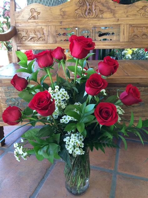 Traditional Doz Roses In Burbank Ca Samuel S Florist Rose Wax Flowers Flower Arrangements