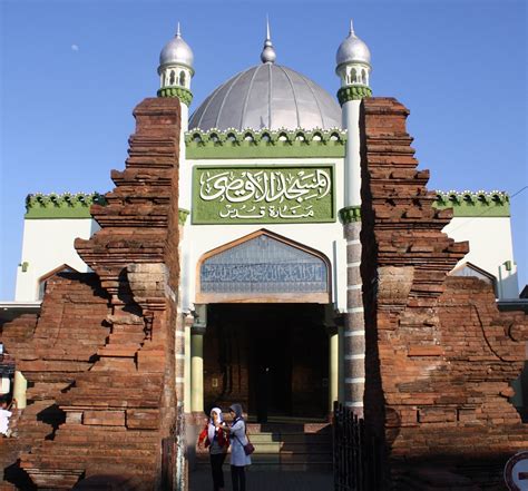Masjid Menara Kudus Jadi Bukti Peninggalan Peradaban Islam Di Tanah
