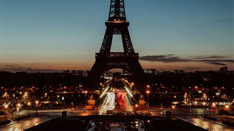 Download Wallpaper 2048x1152 Eiffel Tower Paris Night City Lights