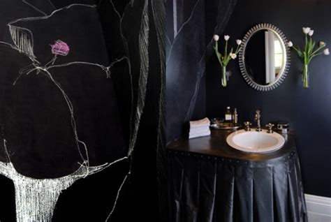 25 Stunningly Exquisite Gothic Bathroom Decor Ideas To Copy