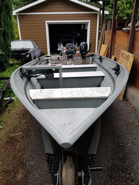 Larson fx 2020 side console is loaded with five integrated bow storage areas, two aerated livewells, and large bow and stern casting platforms. Welded Aluminum 15 39 Gregor With Side Console West Shore