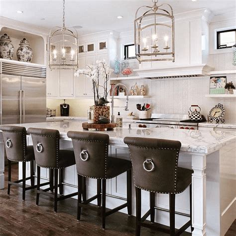 Kitchen Island With Bar Stool Seating
