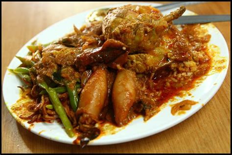 Nasi gulai ayam kampung dan itik air hitam ayer hitam, kedah, malaysia coordinate: Nasi Kandar - an Indian-Muslim (Mamak) dish of mixed rice ...
