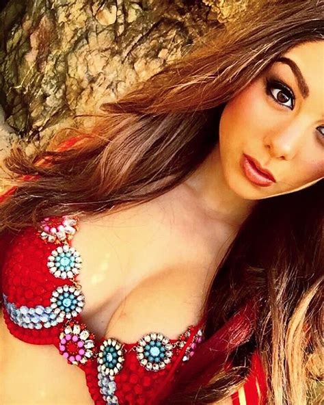 Kira Kosarin Leaked TheFappening Library